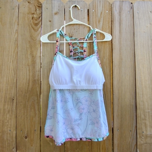 Ocean+Coast - Floral Tankini Swim Top - Picture 9 of 16